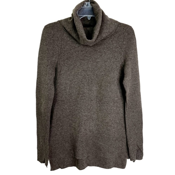 Aqua Cashmere 100% Cashmere Cowl Neck Sweater in Taupe Women’s Sz XS
